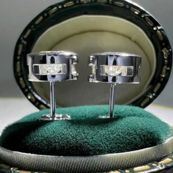 Certified 2CT VVS1 Moissanite Diamond Luxury Stud Earrings - Picture 6 of 14